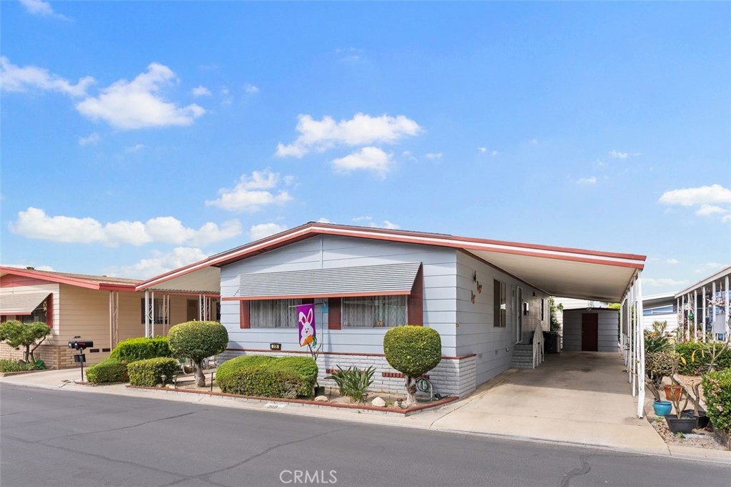 1400 S Sunkist Street 206