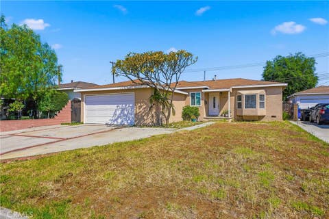 Photo of 16515 E Devanah St, Covina, CA 91722 (MLS # WS26088617)