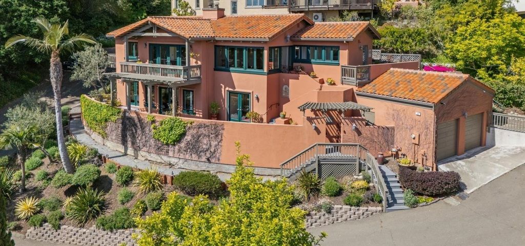 Photo of 260 Alvarado Rd, Berkeley, CA 94705 (MLS # 41121507)