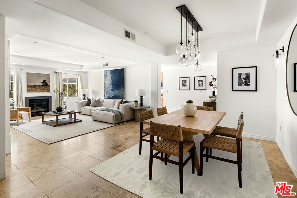 Photo of 11633 Chenault Street #102, Los Angeles, CA 90049 (MLS # 25591101)