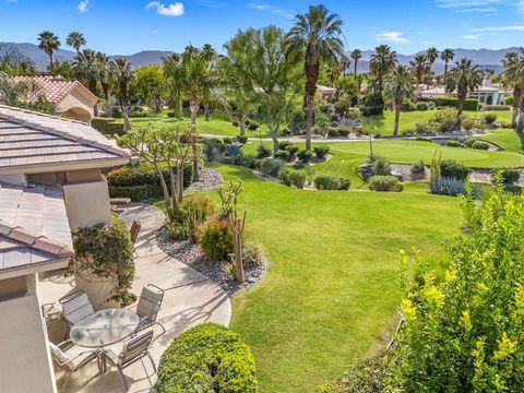 Photo of 867 Arrowhead Drive, Palm Desert, CA 92211 (MLS # 219147263DA)