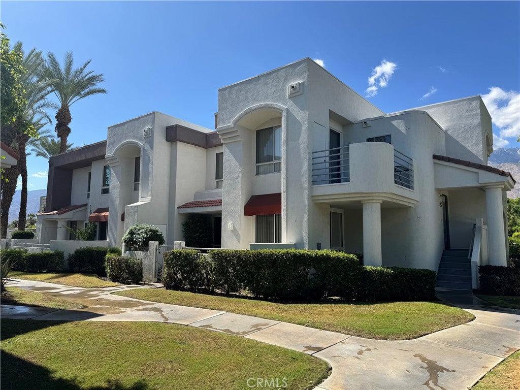 401 S El Cielo 212