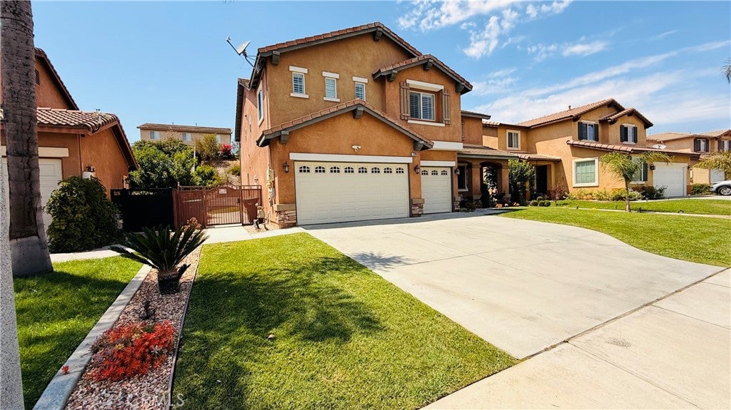 17289 Woodentree Lane
