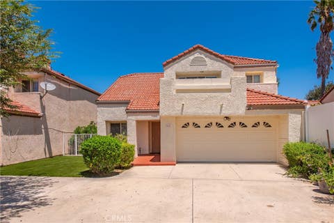 Photo of 2024 Riverbirch DR, Simi Valley, CA 93063 (MLS # SR26159608)