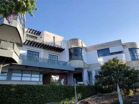 Photo of 3807 Crest Road, Rancho Palos Verdes, CA 90275 (MLS # SB25234927)