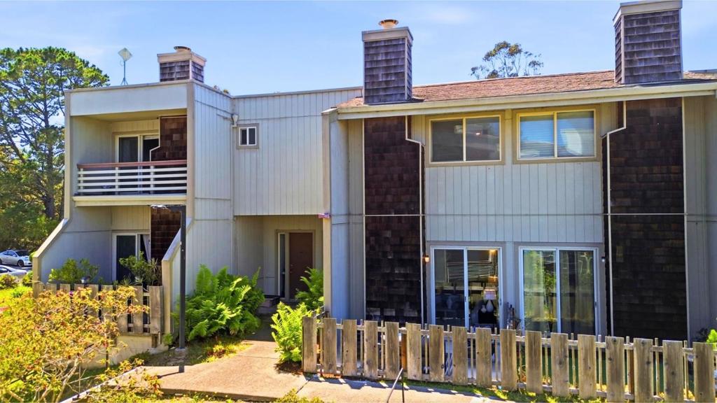 345 Philip Drive