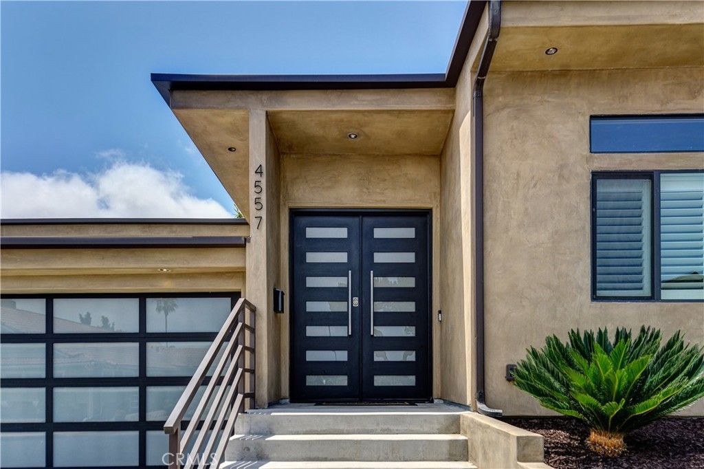 Photo of 4557 Don Timoteo Drive, Los Angeles, CA 90008 (MLS # RS25139849)