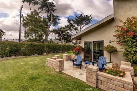 Tiny photo for 125 Park Place, Pismo Beach, CA 93449 (MLS # SC25139651)
