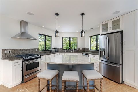 Tiny photo for 125 Park Place, Pismo Beach, CA 93449 (MLS # SC25139651)