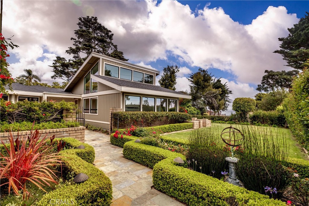 Shell Beach(600) - Residential