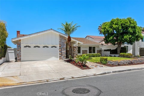 Photo of 26621 Loma Verde, Mission Viejo, CA 92691 (MLS # OC26138385)