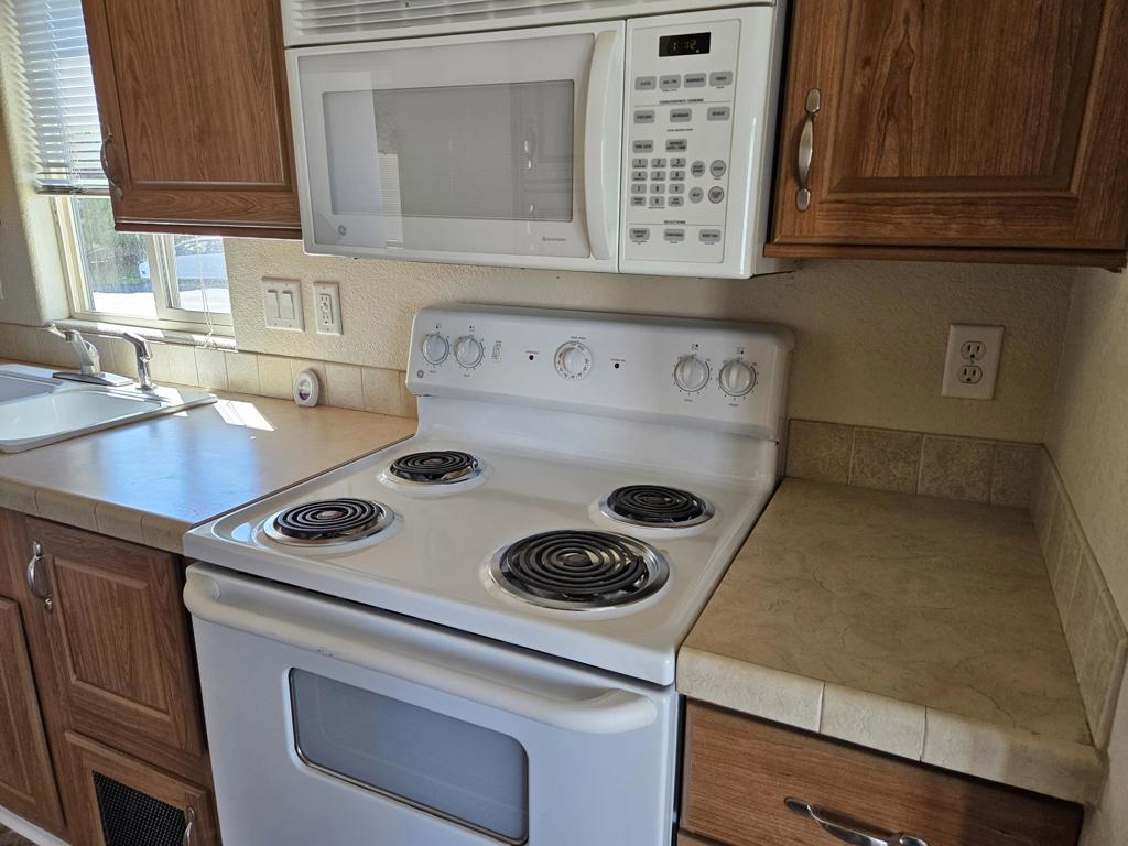 Not Applicable-1 - Manufactured In Park