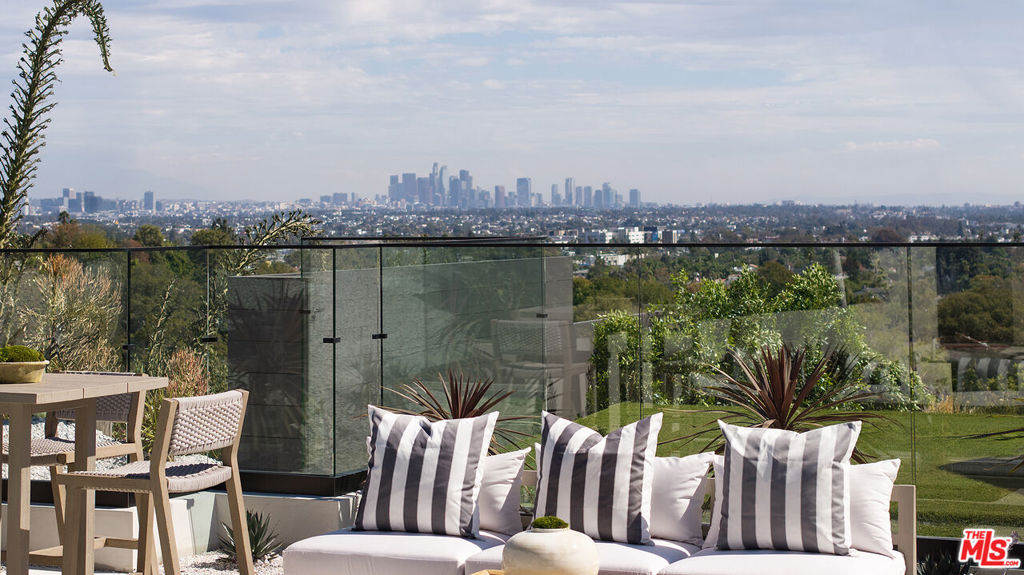 Properties 3 2950 Club Drive
