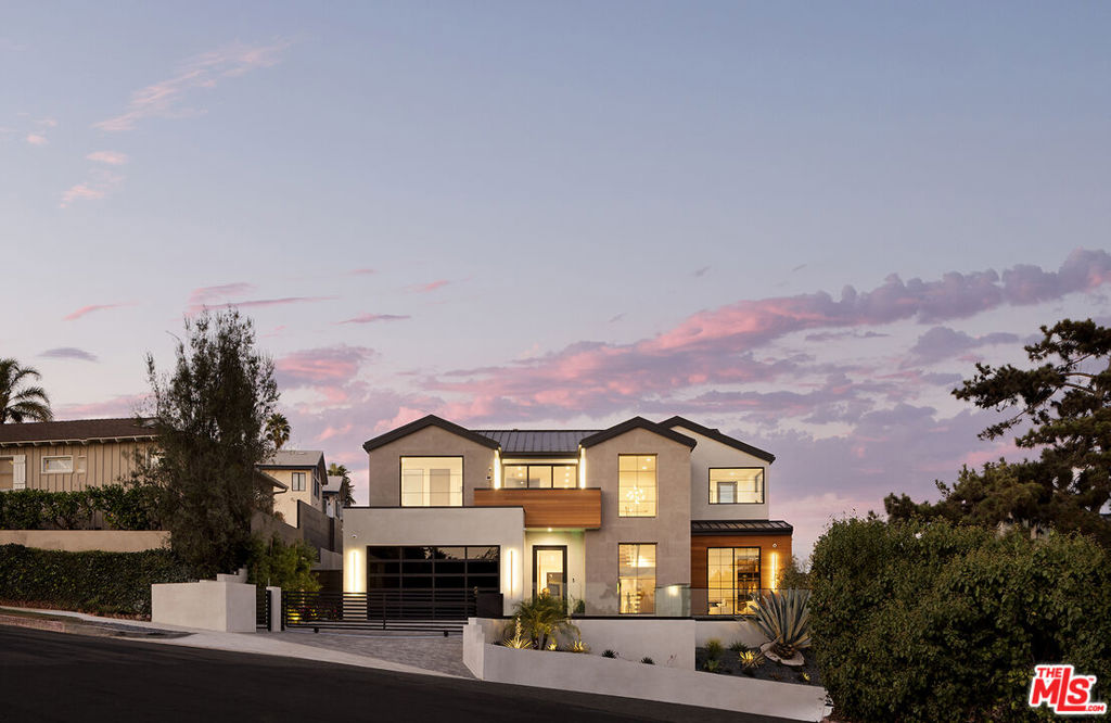 Properties 1 2950 Club Drive