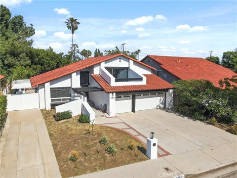 Photo of 9350 Tampa Avenue, Northridge, CA 91324 (MLS # SR26117653)