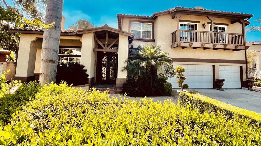 Photo of 732 S Rosecrest Cir, Anaheim, CA 92808 (MLS # PW26046883)