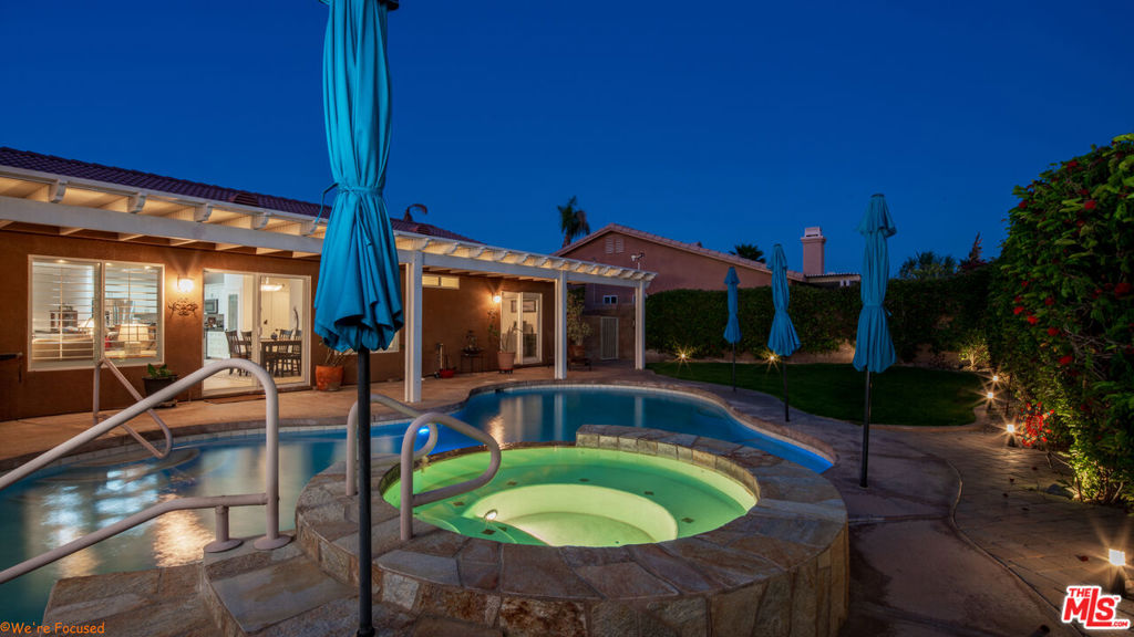 Las Brisas II - Residential