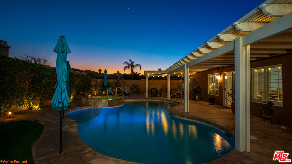 Las Brisas II - Residential