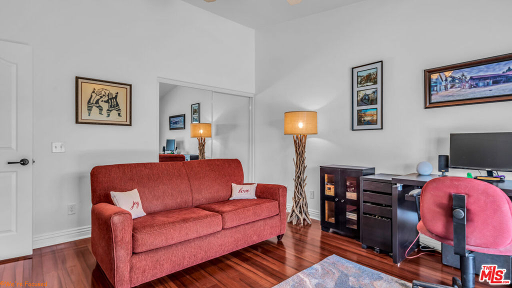 Las Brisas II - Residential