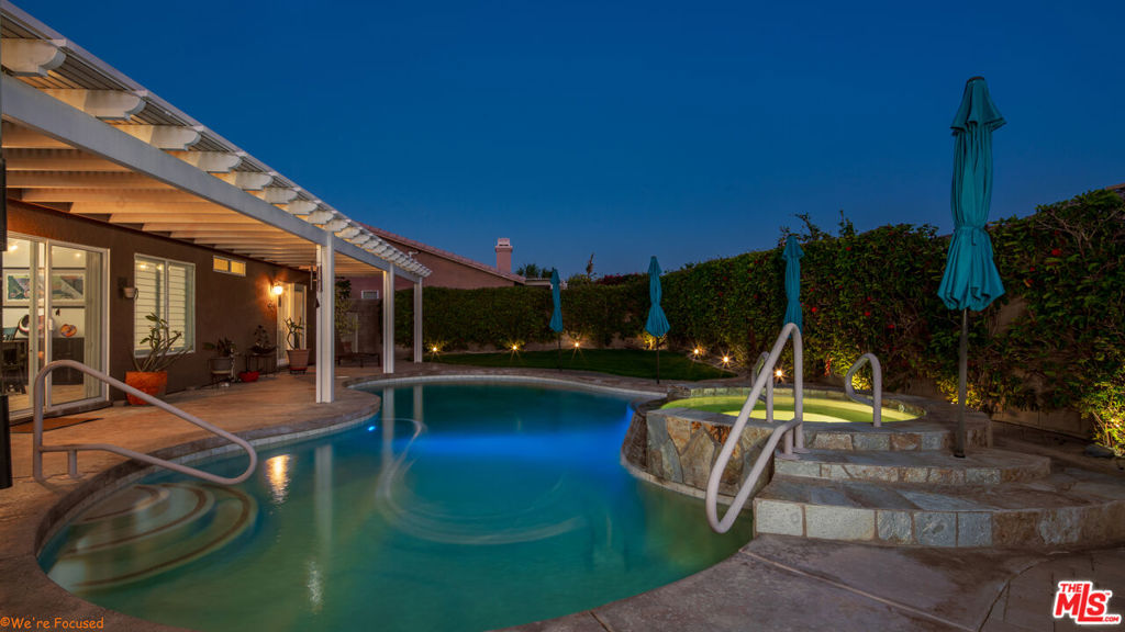 Las Brisas II - Residential
