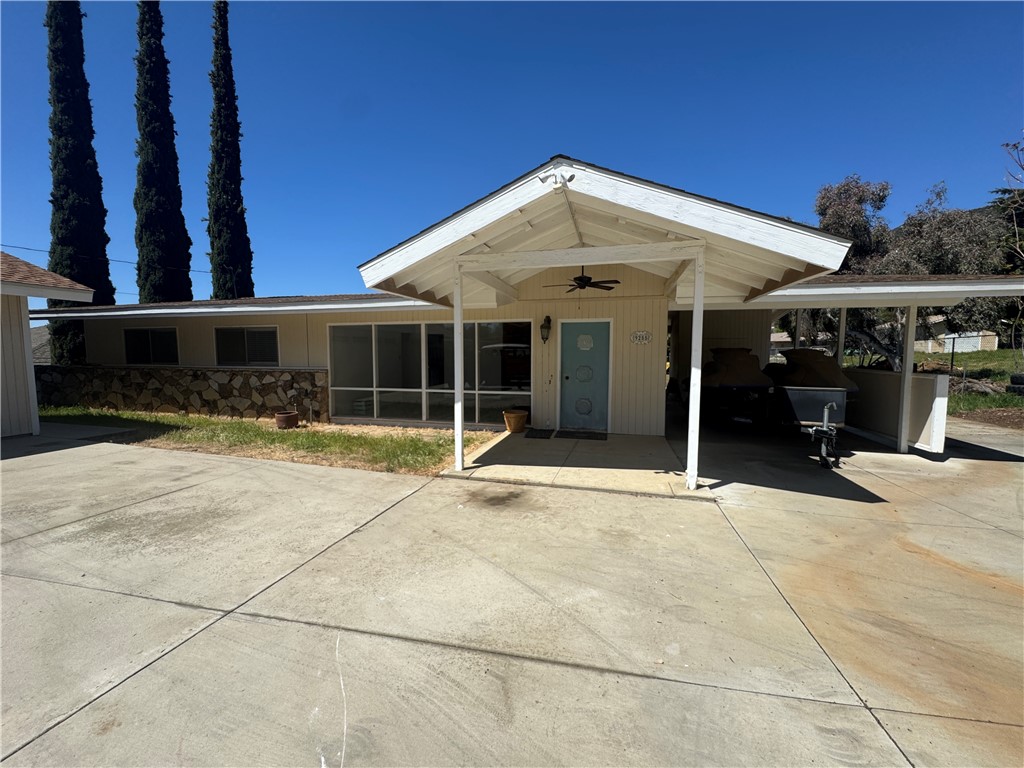 Listing image 1