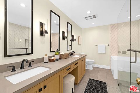 Tiny photo for 8455 Fountain Avenue #409, West Hollywood, CA 90069 (MLS # 25600897)