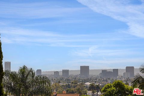 Tiny photo for 8455 Fountain Avenue #409, West Hollywood, CA 90069 (MLS # 25600897)