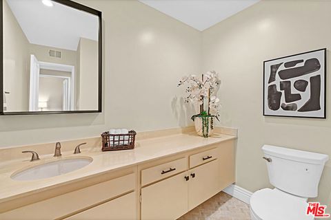 Tiny photo for 8455 Fountain Avenue #409, West Hollywood, CA 90069 (MLS # 25600897)