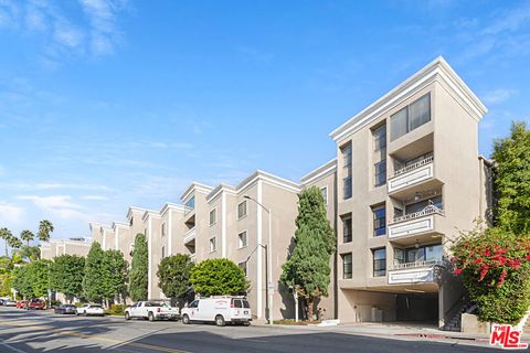 Tiny photo for 8455 Fountain Avenue #409, West Hollywood, CA 90069 (MLS # 25600897)