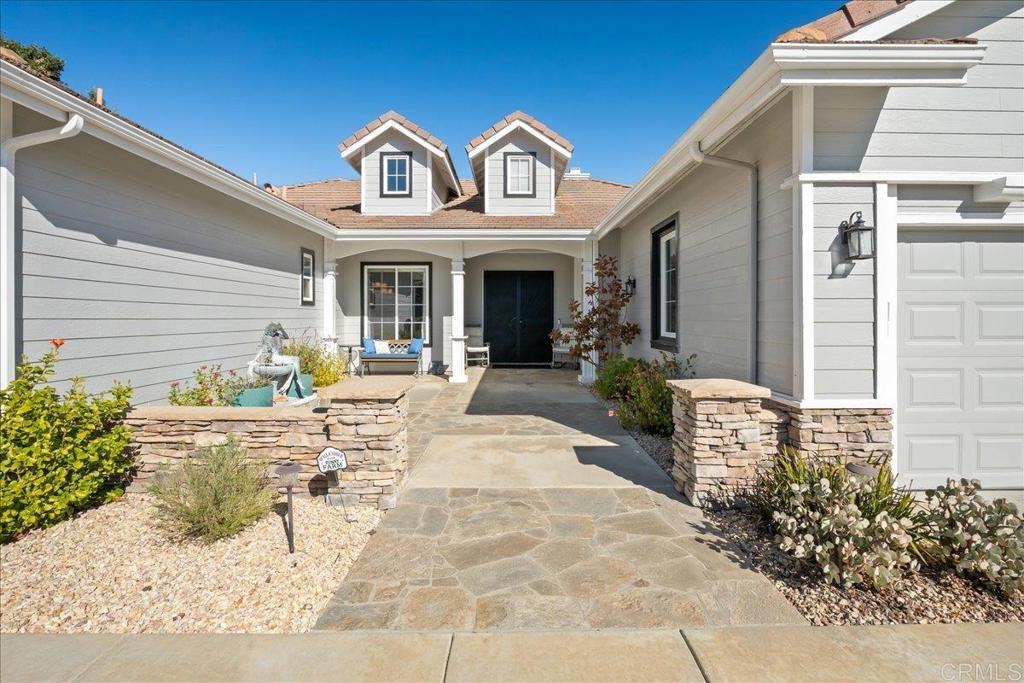 1089 Inverlochy Drive