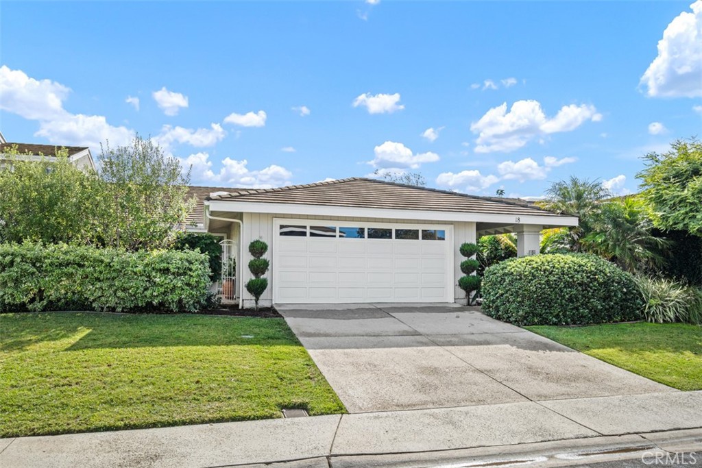18 Shoal Drive