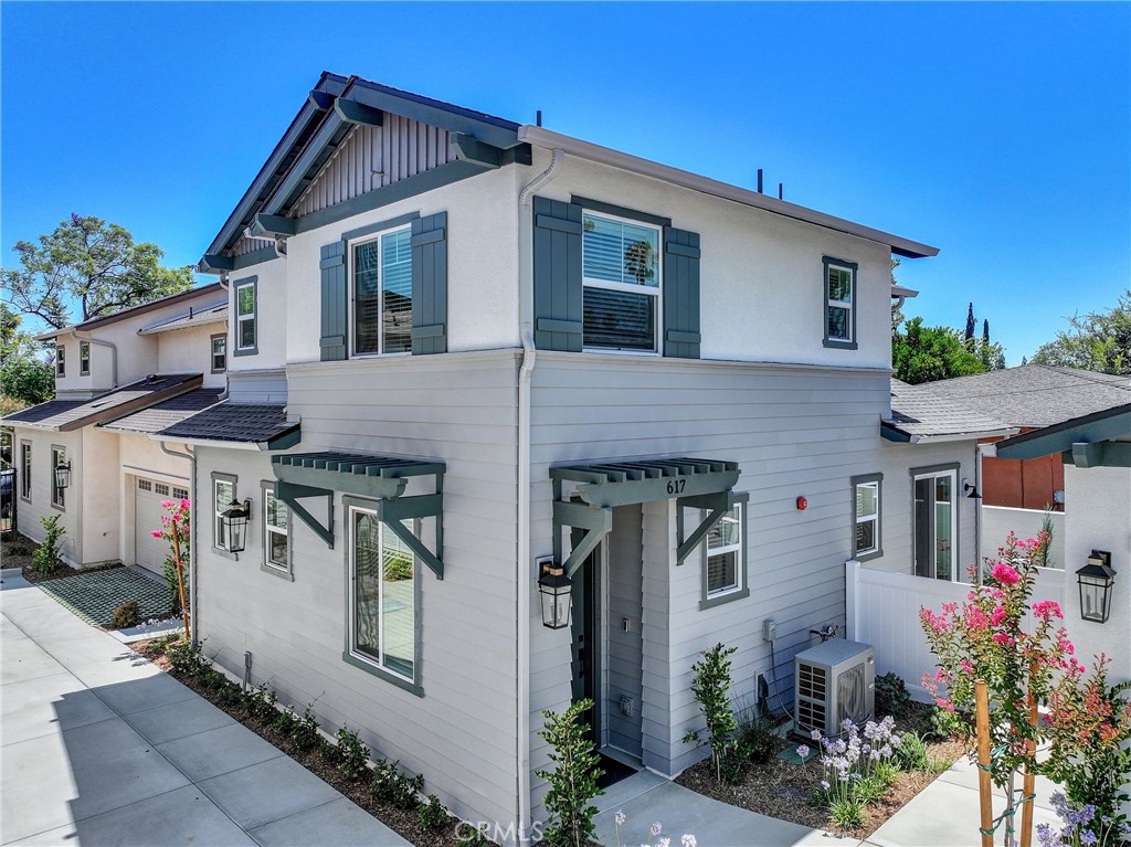 617 E Walnut Avenue