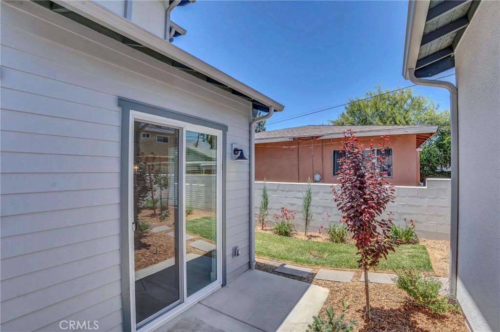 617 E Walnut Avenue