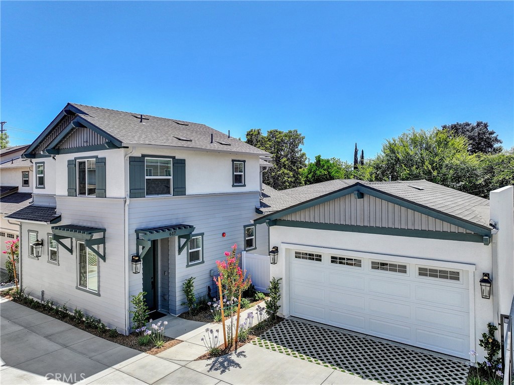 617 E Walnut Avenue