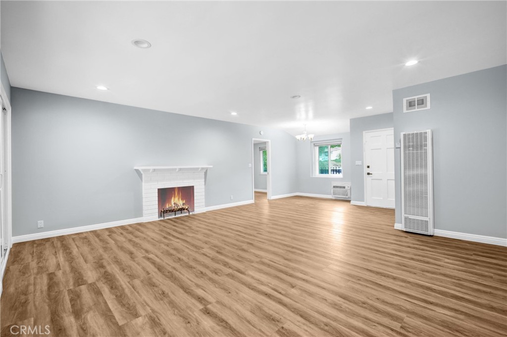 1321 Wilcox Avenue