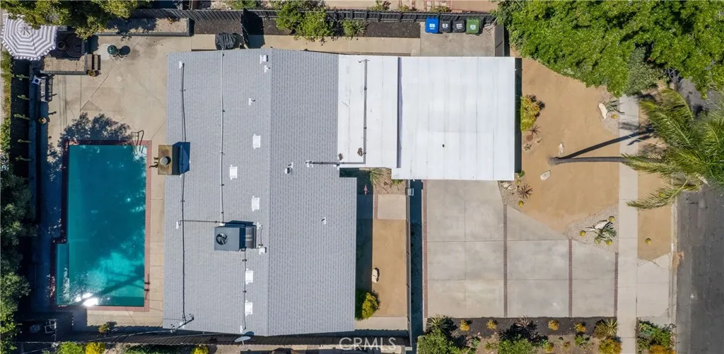 Woodland Hills, California 91367, United States, 3 Bedrooms Bedrooms, ,2 BathroomsBathrooms,Residential,Active,182021