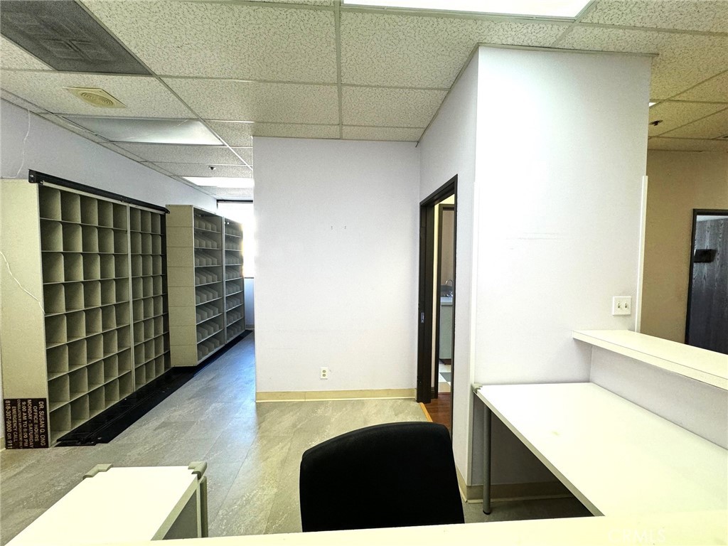223 N Garfield Ave 205