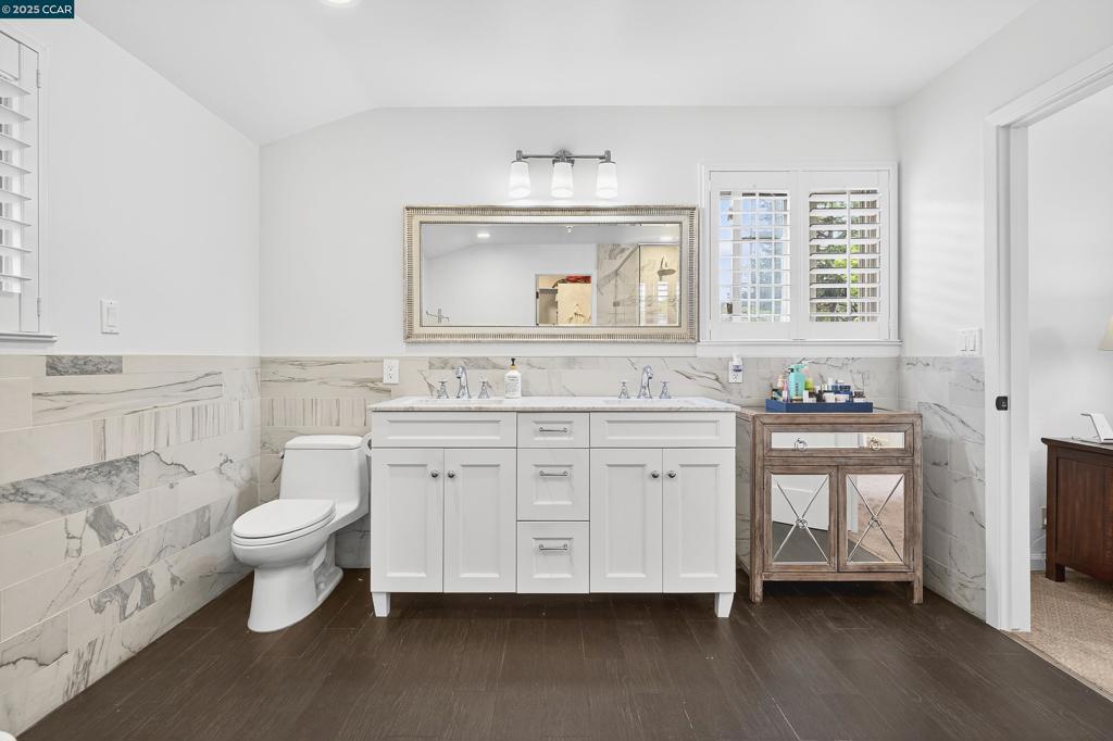 CAMINO WOODS - Residential