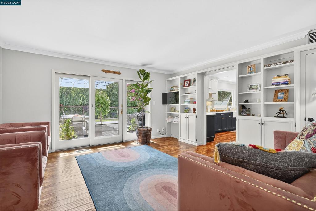 CAMINO WOODS - Residential