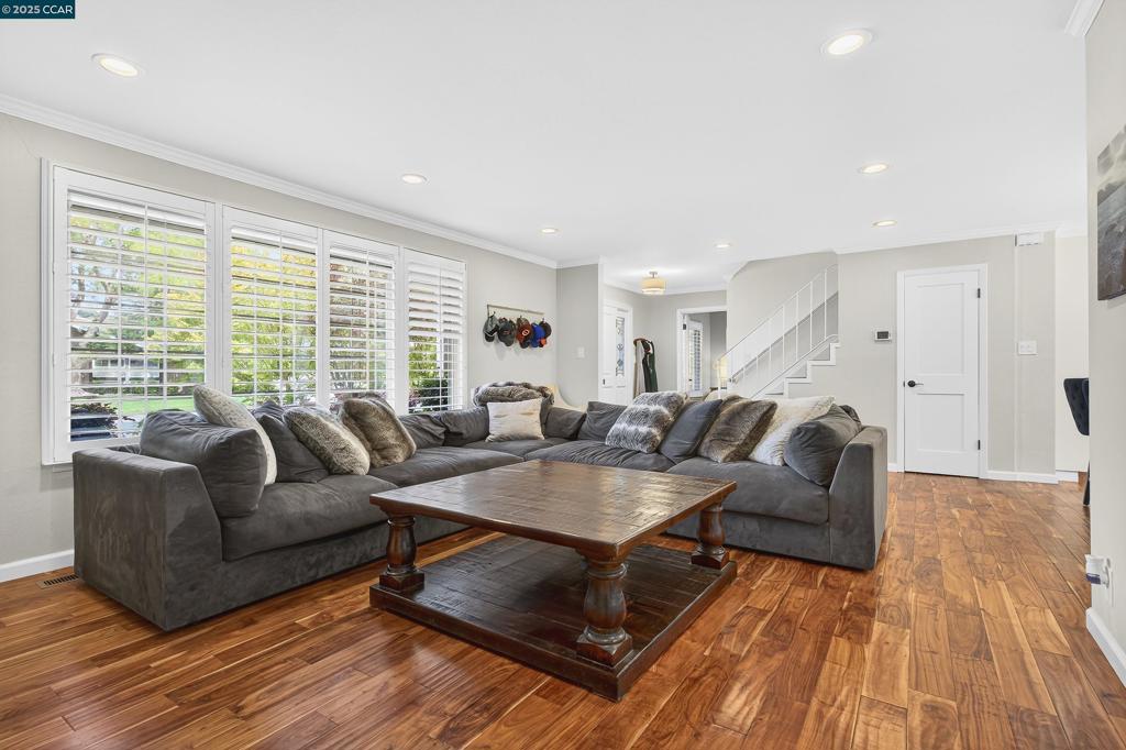 CAMINO WOODS - Residential