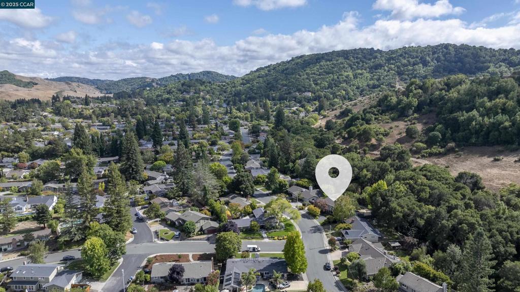 CAMINO WOODS - Residential