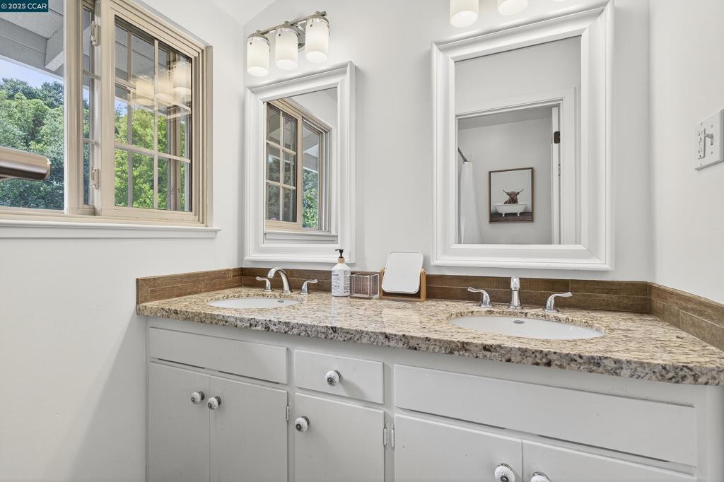 CAMINO WOODS - Residential