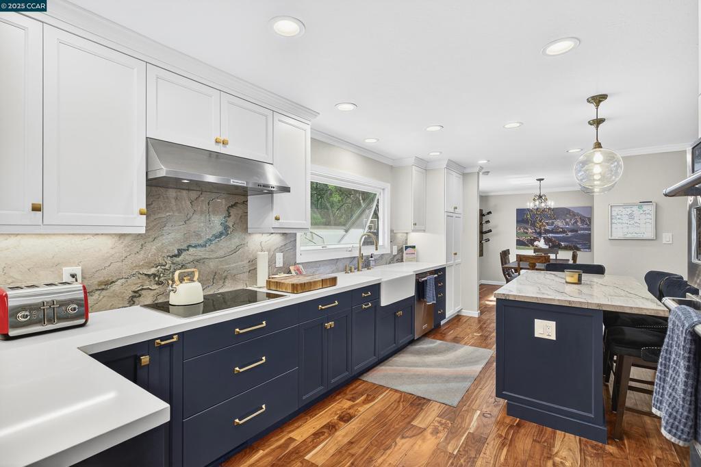 CAMINO WOODS - Residential