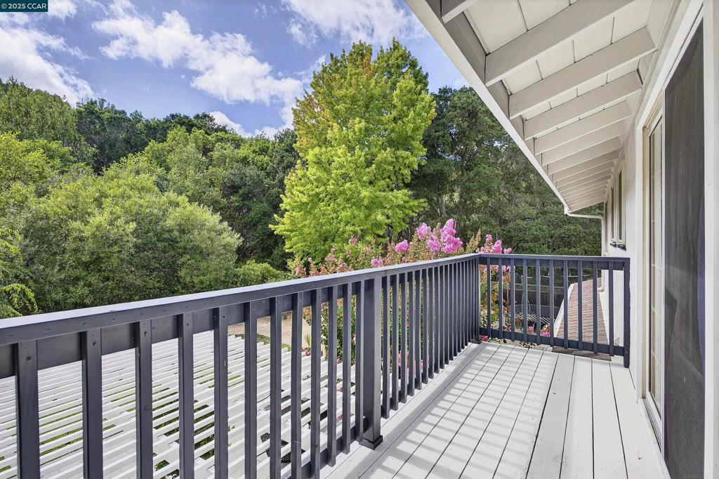 CAMINO WOODS - Residential