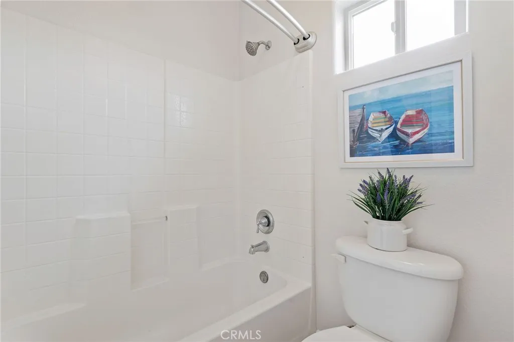 Los Alamos, California 93440, United States, 4 Bedrooms Bedrooms, ,3 BathroomsBathrooms,Residential,Active,249643