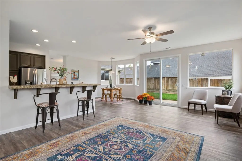 Los Alamos, California 93440, United States, 4 Bedrooms Bedrooms, ,3 BathroomsBathrooms,Residential,Active,249643