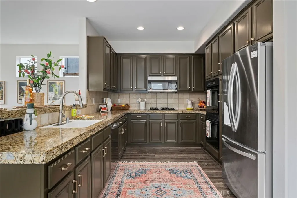 Los Alamos, California 93440, United States, 4 Bedrooms Bedrooms, ,3 BathroomsBathrooms,Residential,Active,249643