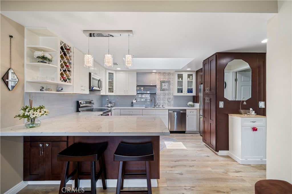 1340 Kenwood Road M7-156H