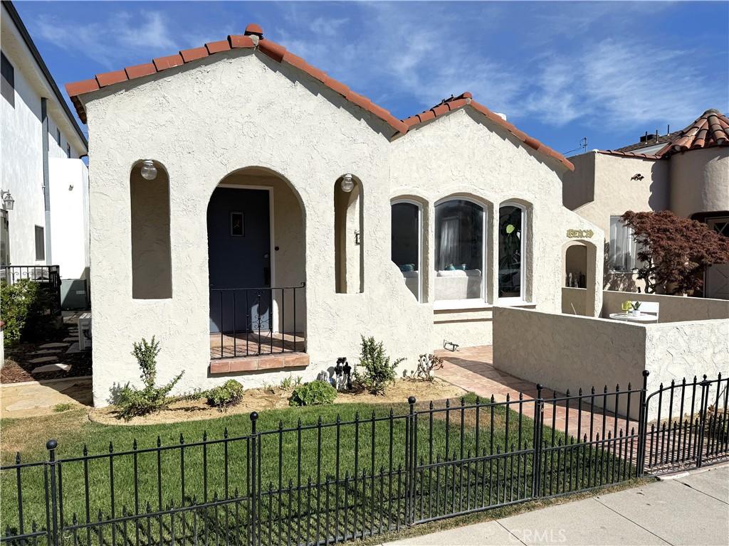 158 Covina