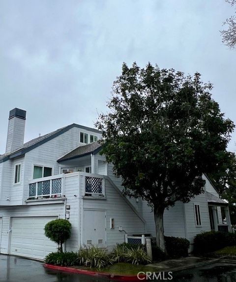 19 Briarglen Irvine CA 92614